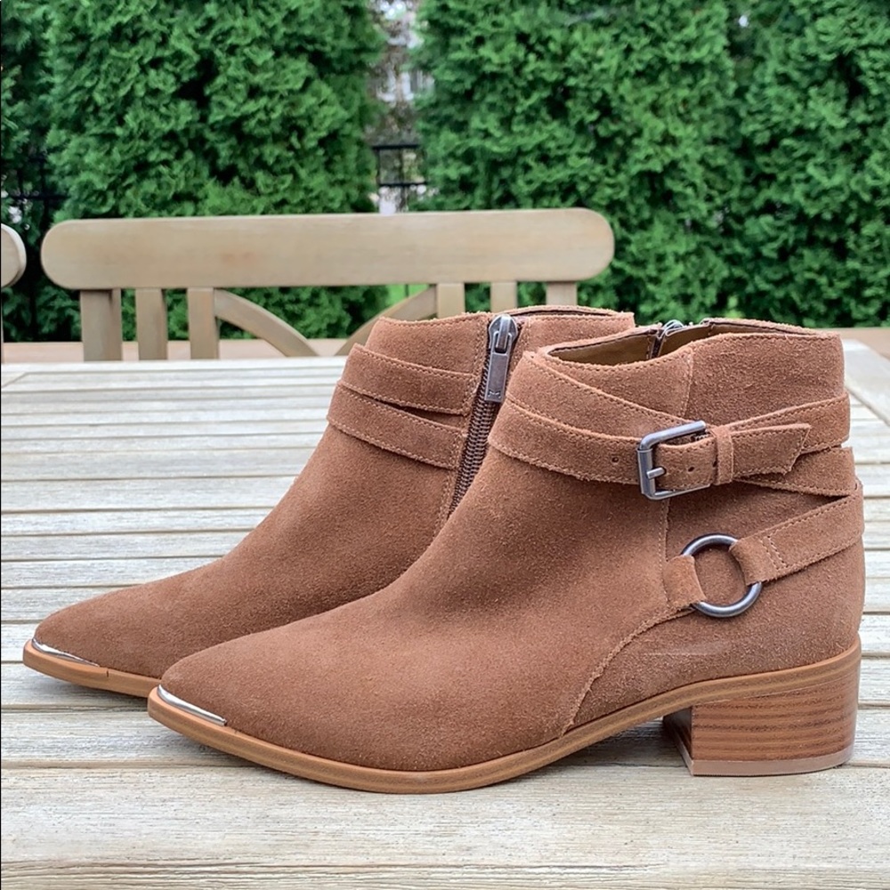 Marc Fisher ankle booties 5
